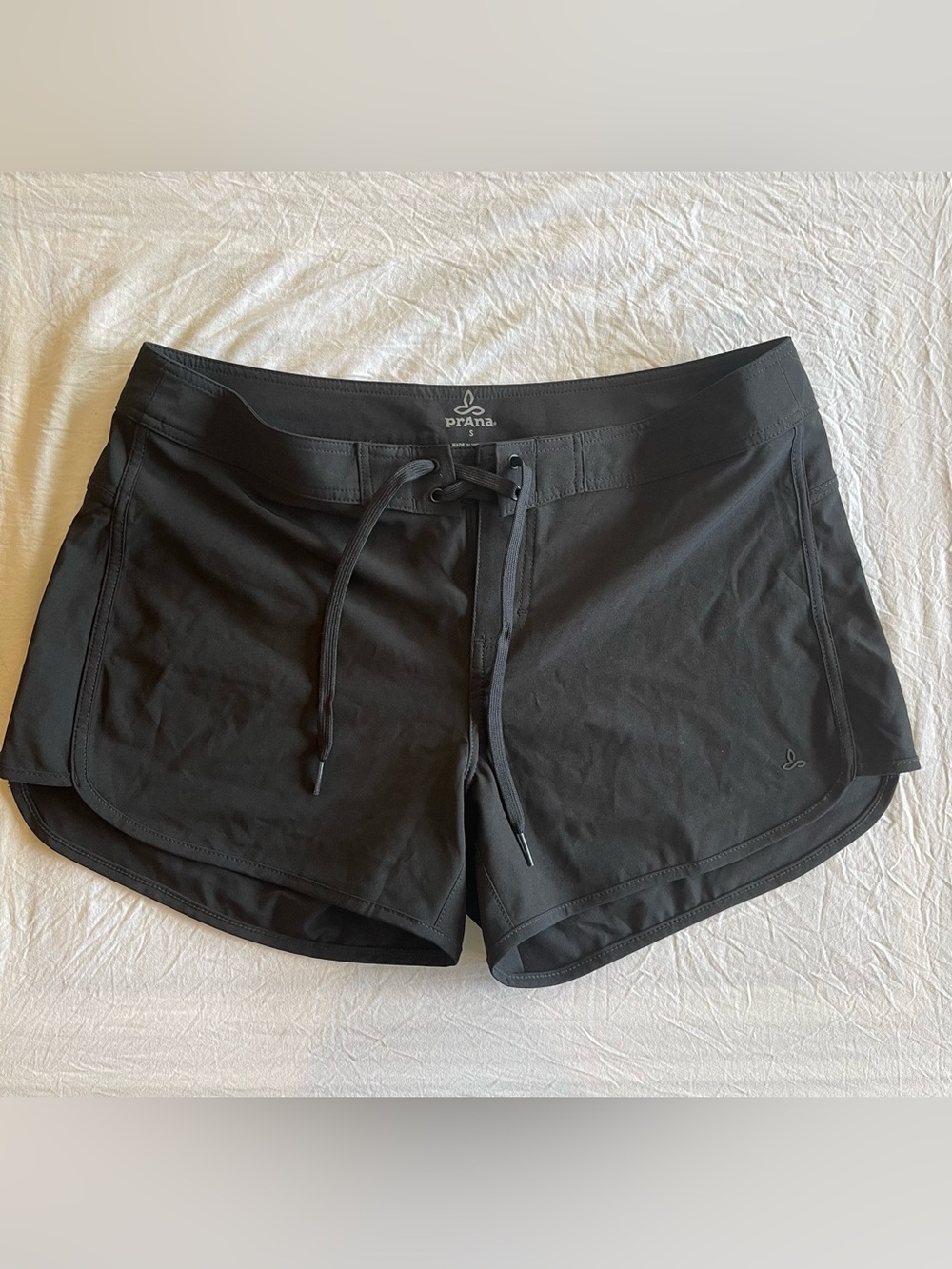 Prana Black Women's Schaffie Short Drawstring Shorts
